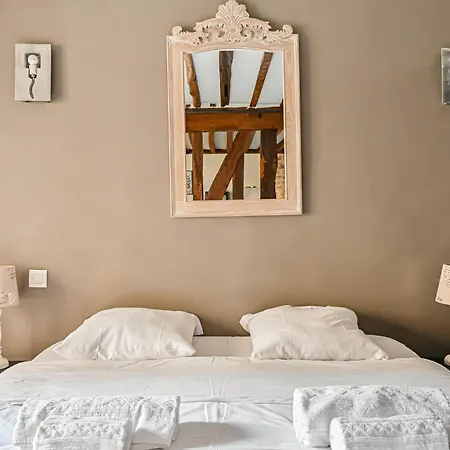 아파트 Grand 2 Pieces Typique Du Marais *